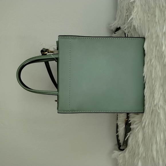 💥Host Pick💥 NEW Coach Mini Cashin Tote Bag - Picture 3 of 11